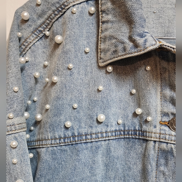 POL Long Sleeve Denim Jacket With Lace And Pearl Detail - Picture 3 of 6